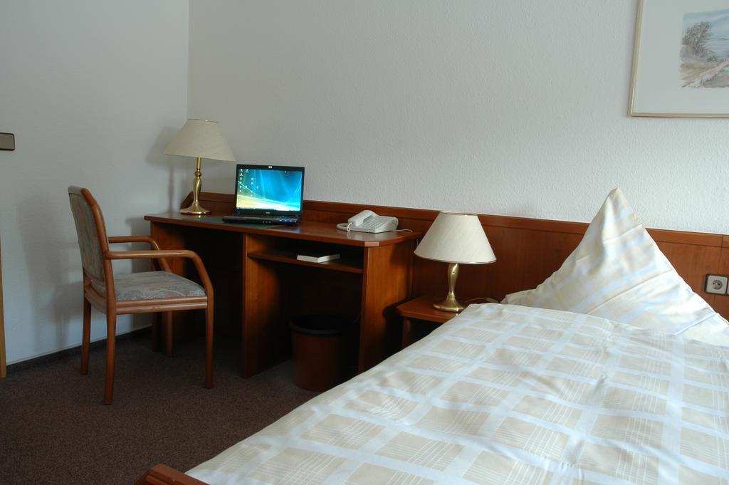 Hotel Heyder ブルシャイト エクステリア 写真
