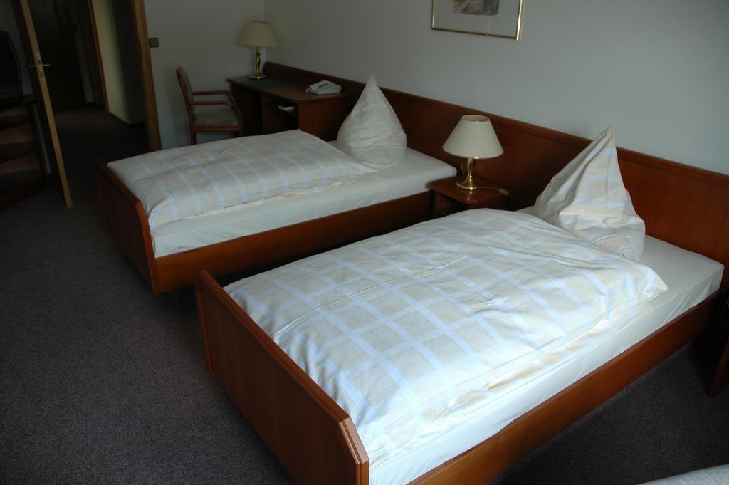 Hotel Heyder ブルシャイト エクステリア 写真